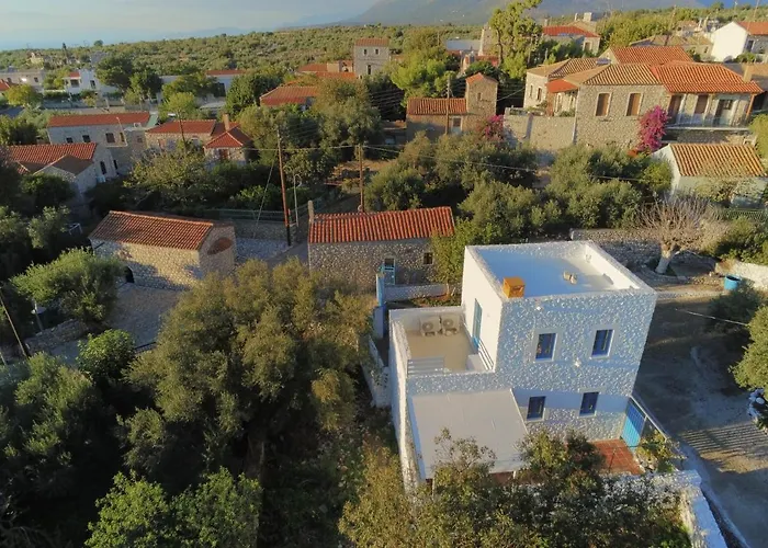 Дом отдыха Pyrgaki House Ареополис